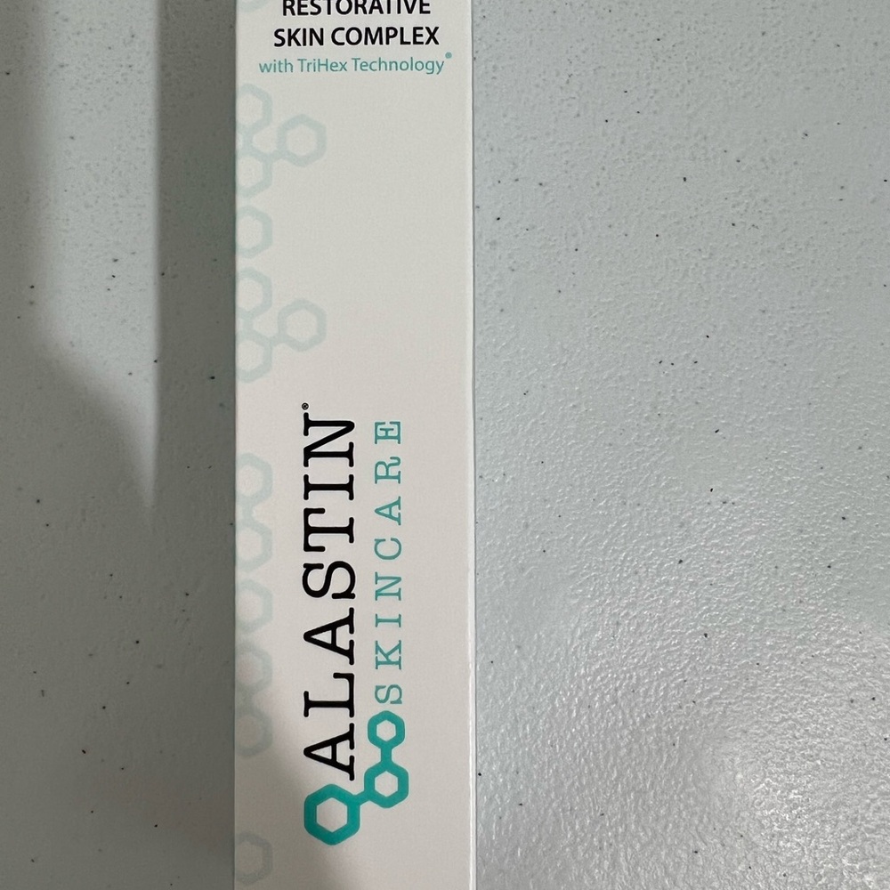 Alastin Skincare  Restorative Skin Complex - White